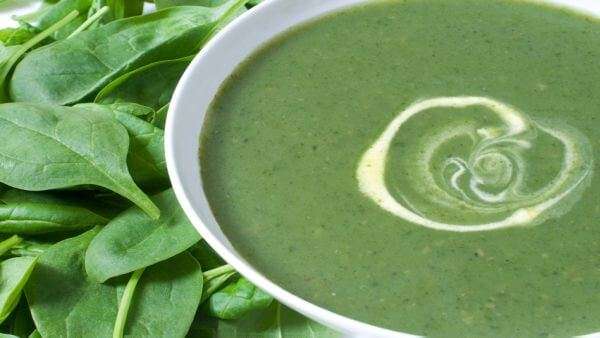 Spanische Spinatsuppe