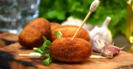 Spanische Kroketten mit Serrano Schinken